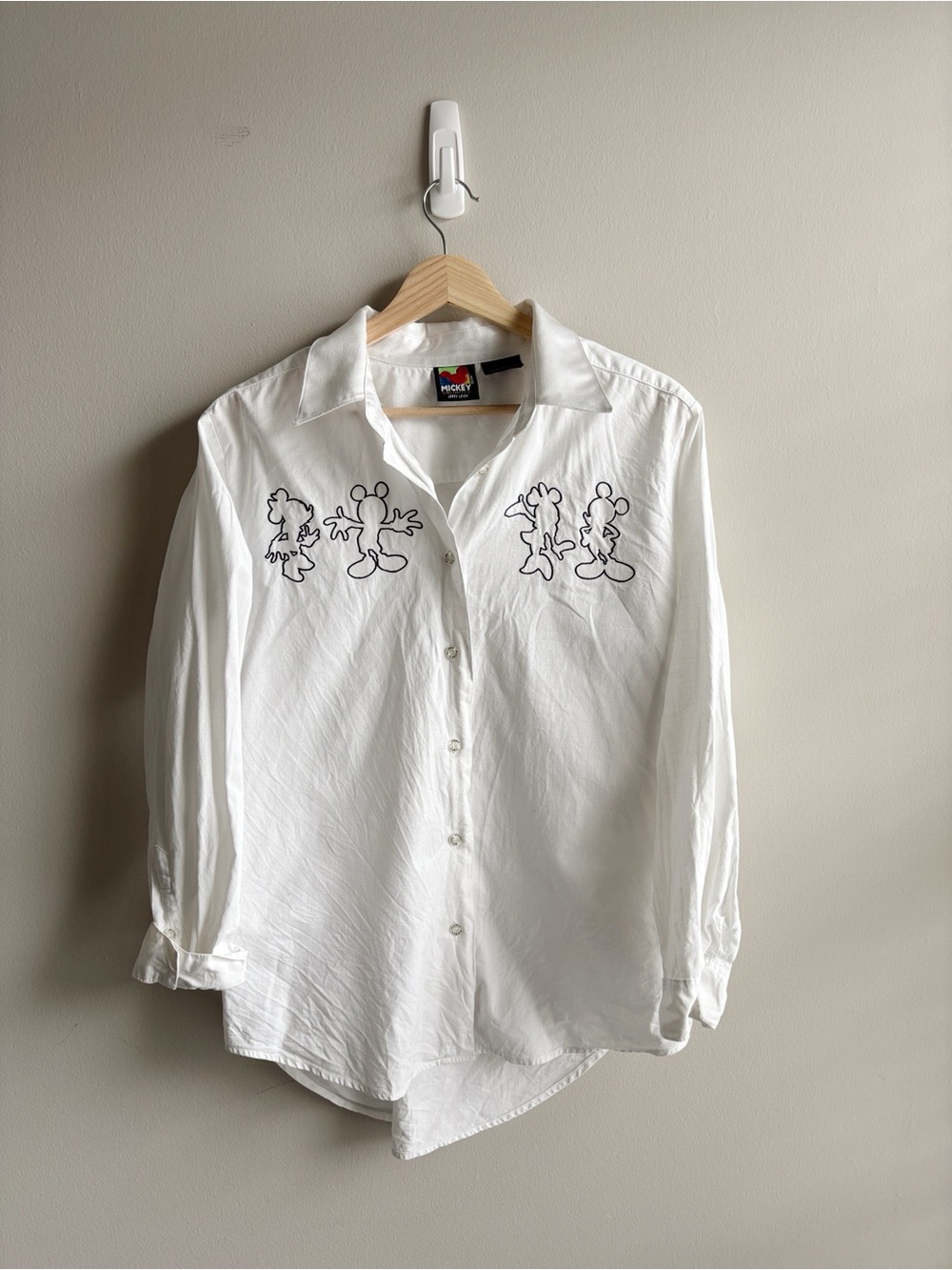 Disney White Mickey Embroidered Cartoon Button-Up Shirt - Retro Sporty Style
